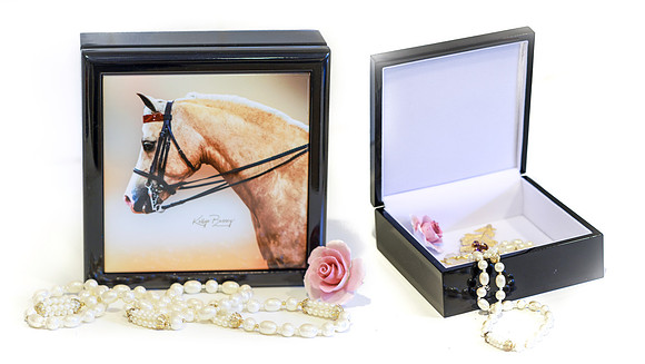 6 x 6 Jewelry Box - comes in 3 finishes.